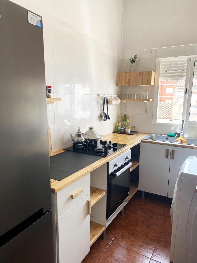 Rooms In La Petxina Valencia In Shared Apartment Exterior foto